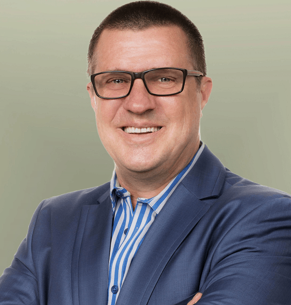 Steve Mackenzie